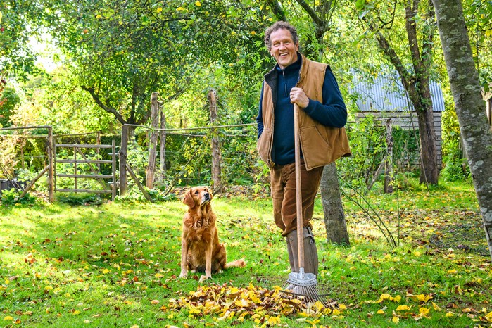 Monty shares his favourite October jobs